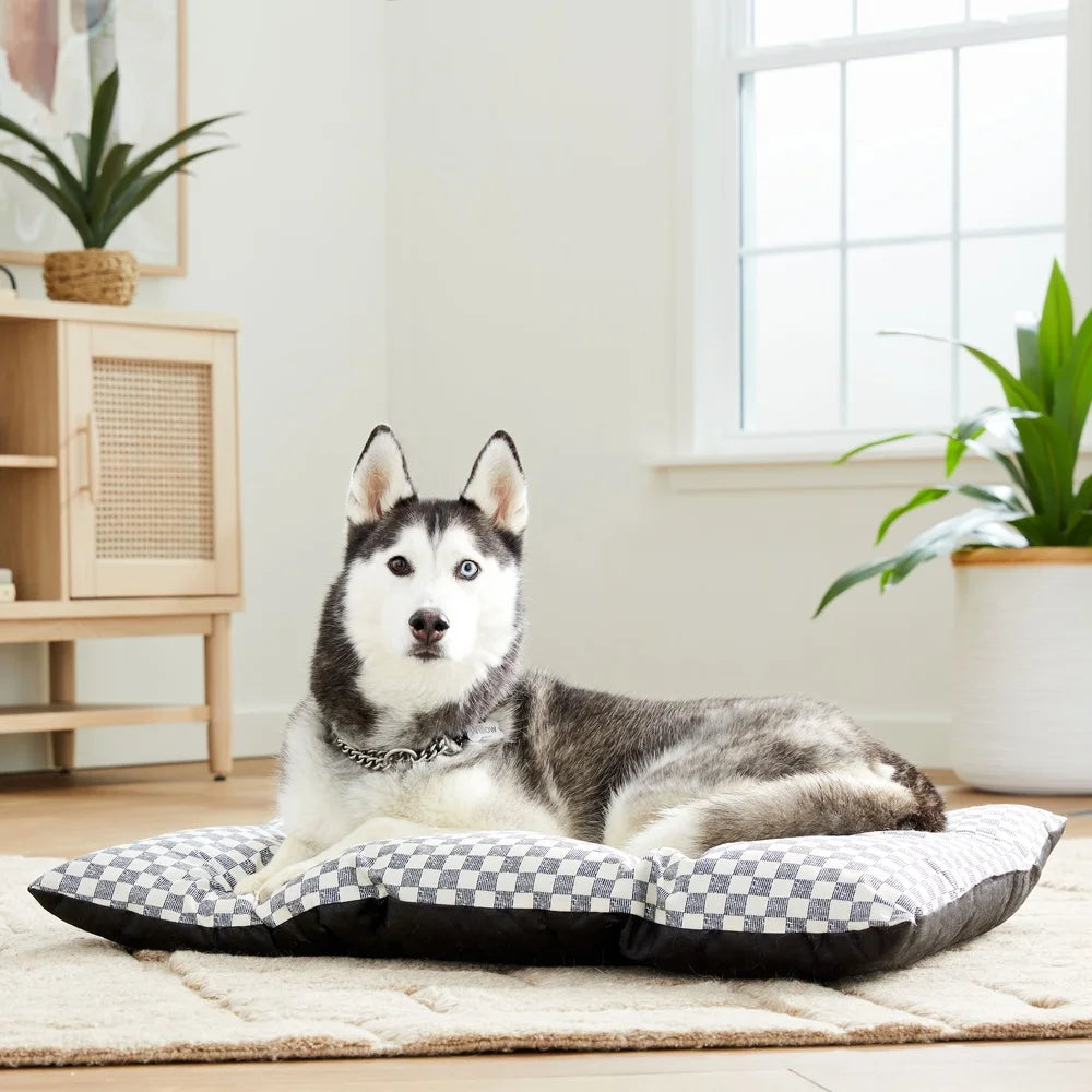 Checkered Tufted Dog Bed